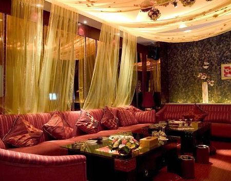 Century Prosperous Hotel Urumqi Interior photo